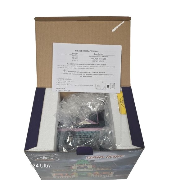 FG Square Musical Halloween Spooky Haunted LED Clown House Porcelain NIB - Picture 9 of 9